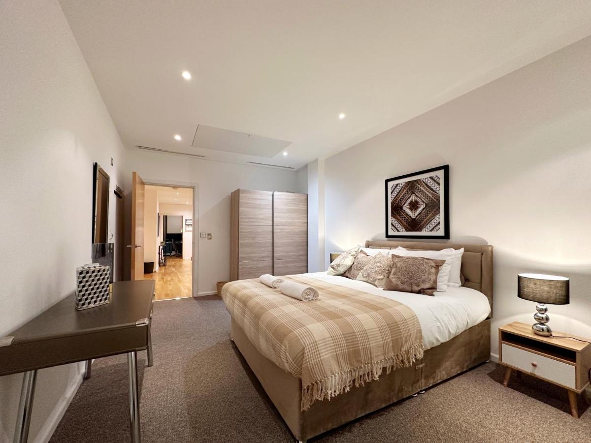 לונדון Stylish Apartment In Canary Wharf מראה חיצוני תמונה